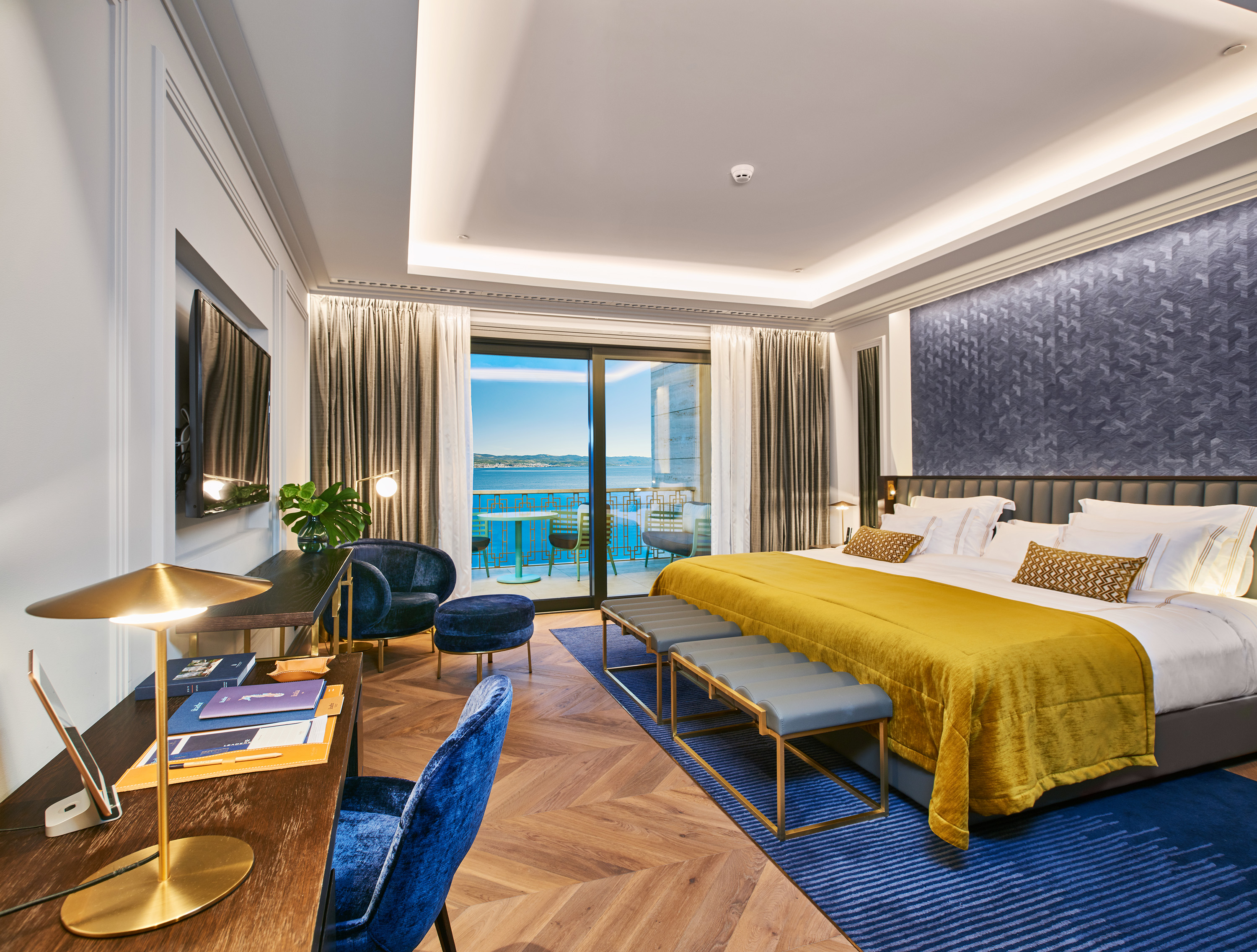 Luxury boutique. Ikador Luxury Boutique Hotel Spa Хорватия. Hotel Infinity Blue Boutique & Spa. Estelle Luxury Boutique Hotel (4*). The Pure Concept Boutique Hotel.